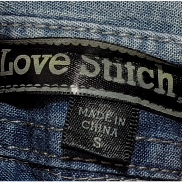 Love Stitch Blue Denim Stonewashed Button Up Top Small Lightweight Front Pockets - Picture 3 of 7